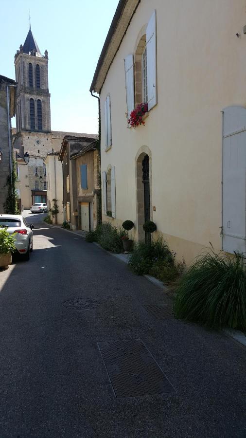 Chambres D'Hotes Art Et Remparts La Reole Exterior photo