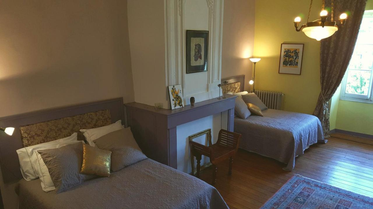 Chambres D'Hotes Art Et Remparts La Reole Exterior photo